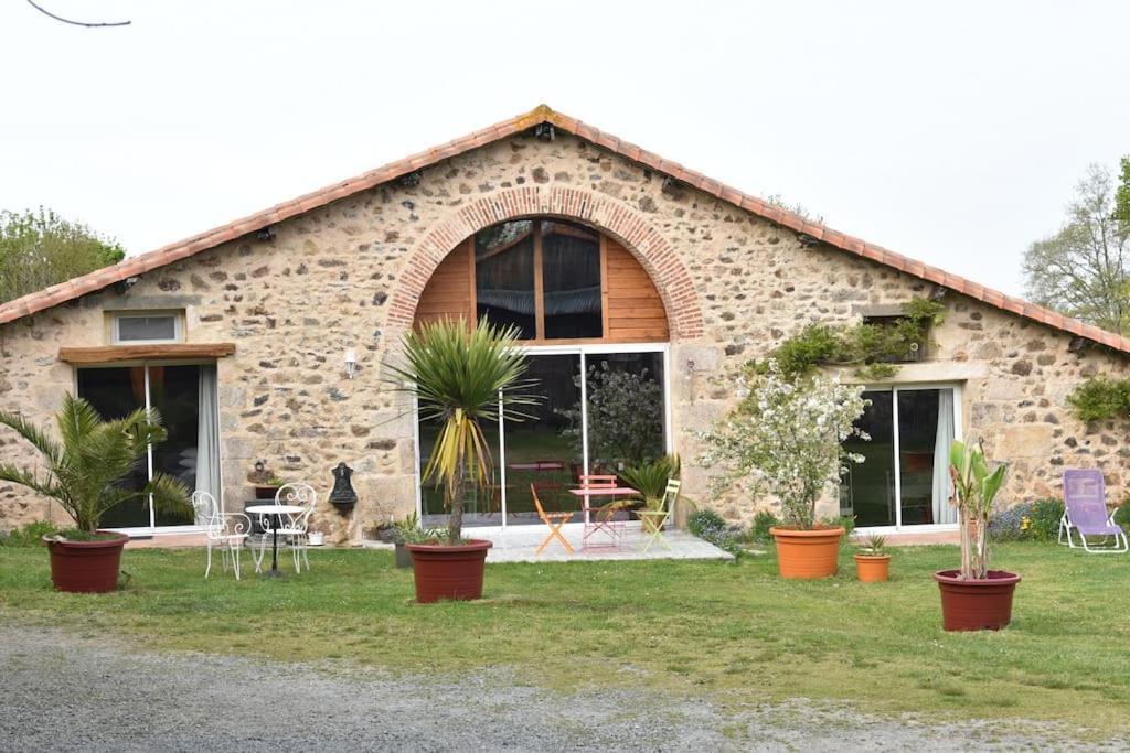 Bed and Breakfast La Frapperie La Pommeraie-sur-Sèvre Exterior foto