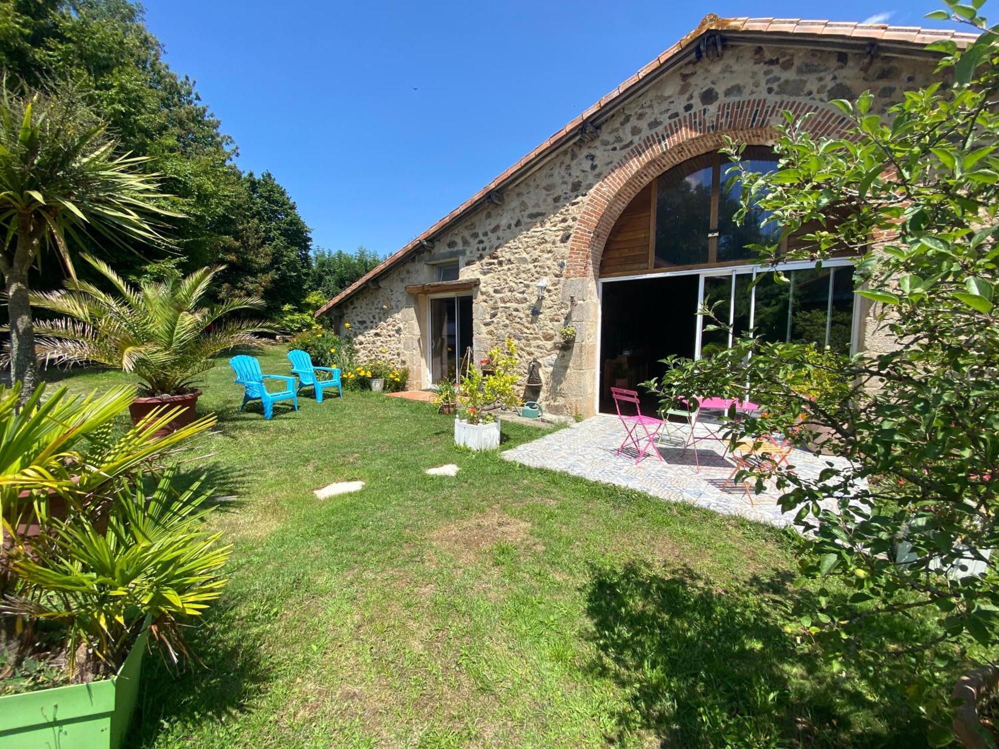 Bed and Breakfast La Frapperie La Pommeraie-sur-Sèvre Exterior foto