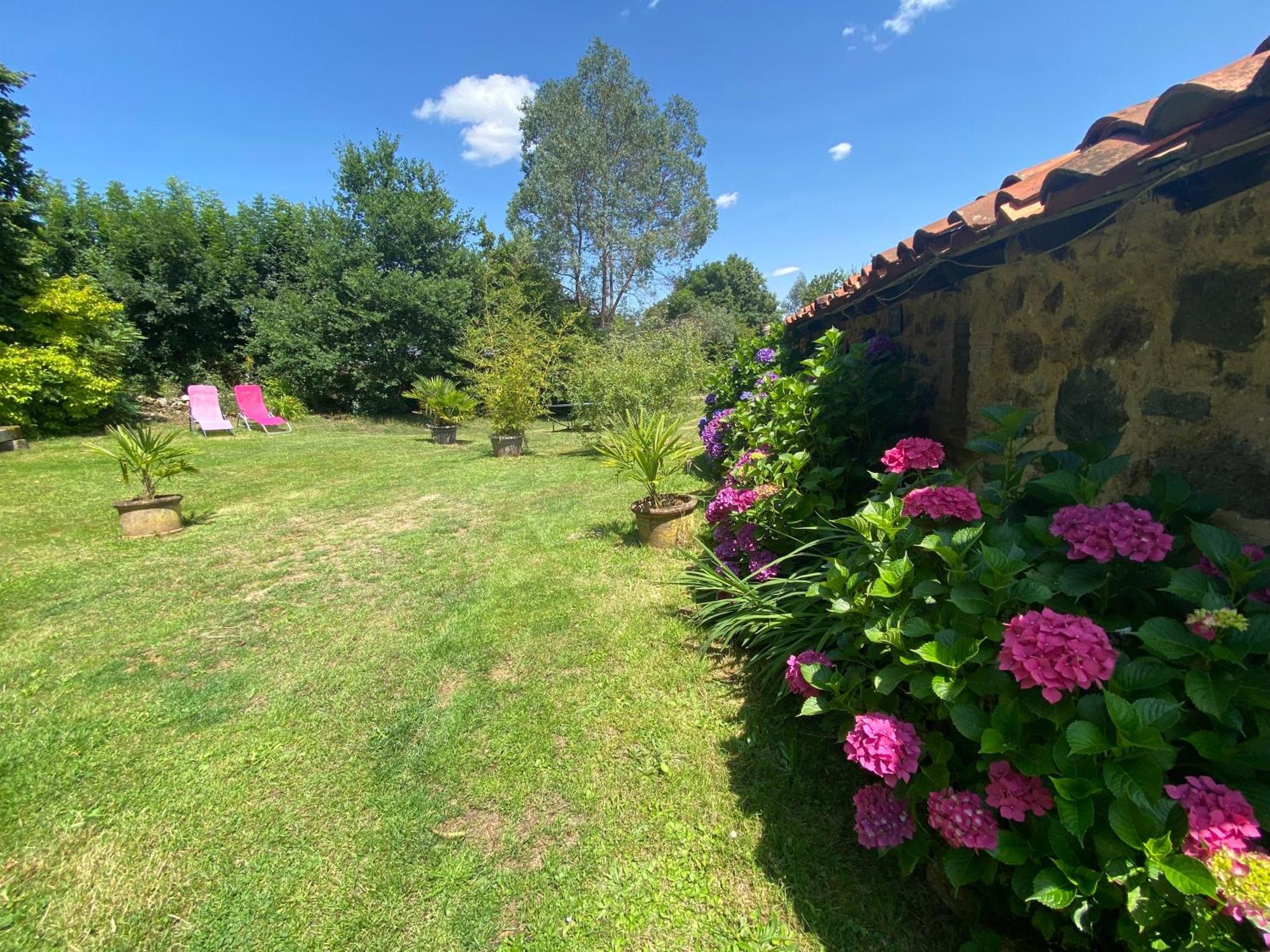 Bed and Breakfast La Frapperie La Pommeraie-sur-Sèvre Exterior foto