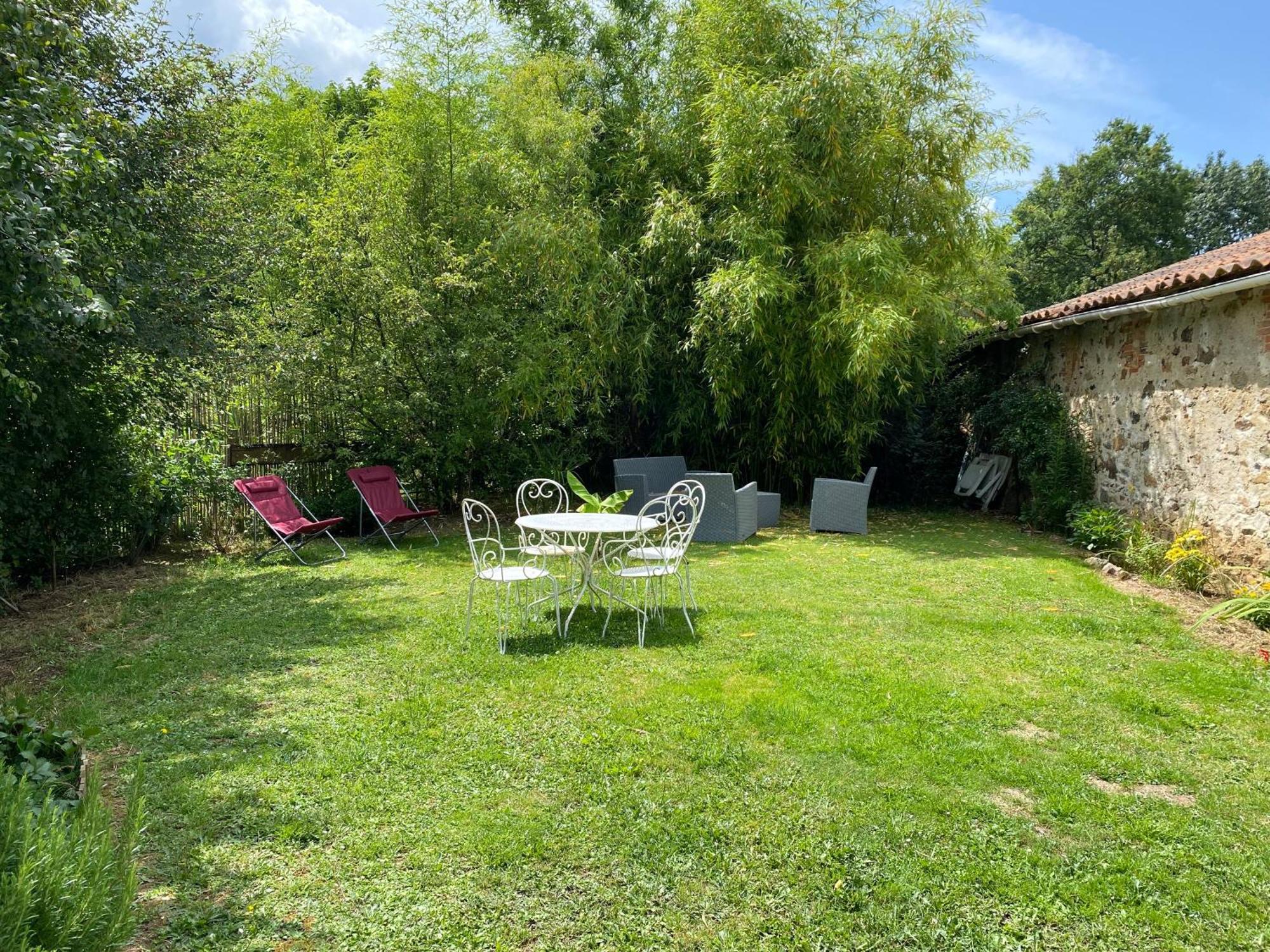 Bed and Breakfast La Frapperie La Pommeraie-sur-Sèvre Exterior foto